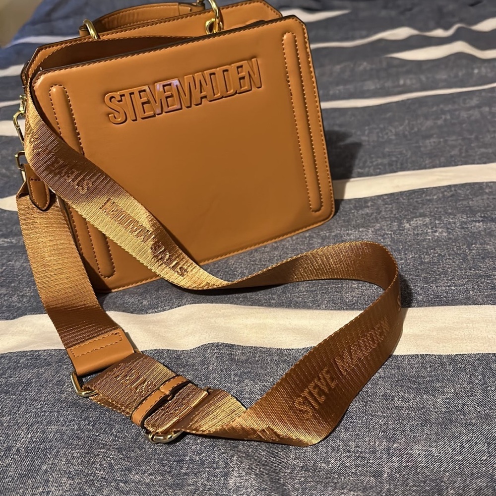 Steve Madden purse